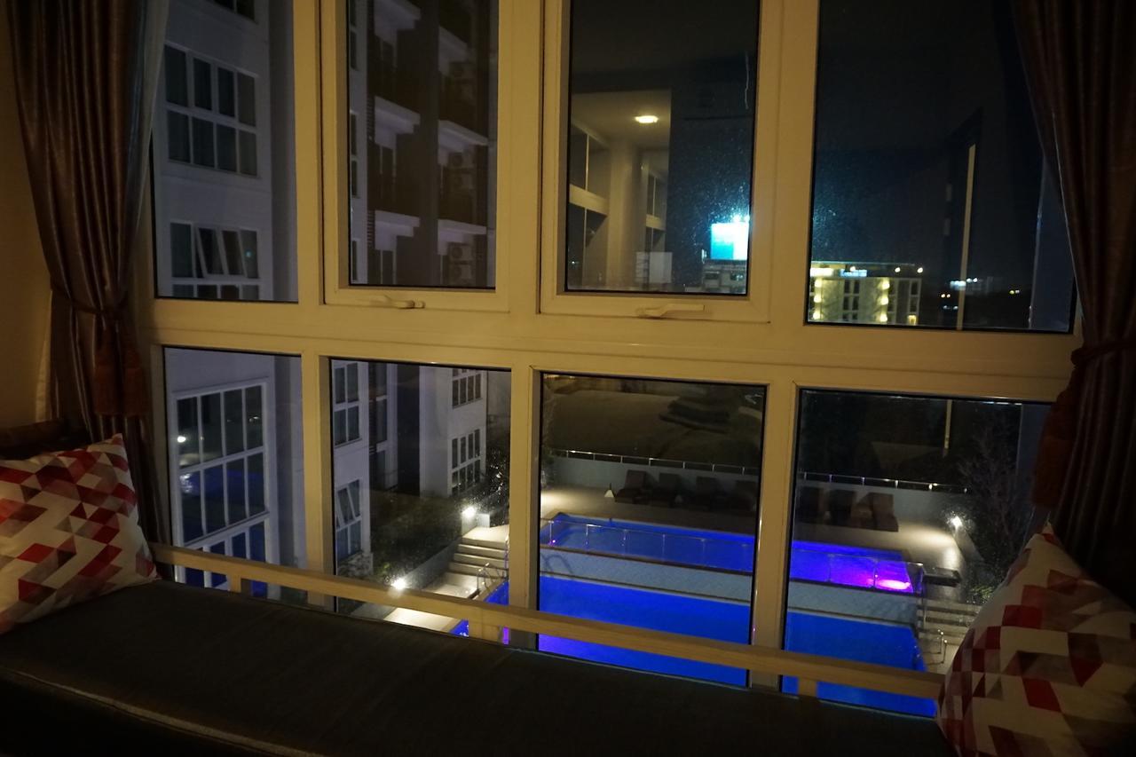 Pool View Room The Prio チエンマイ エクステリア 写真